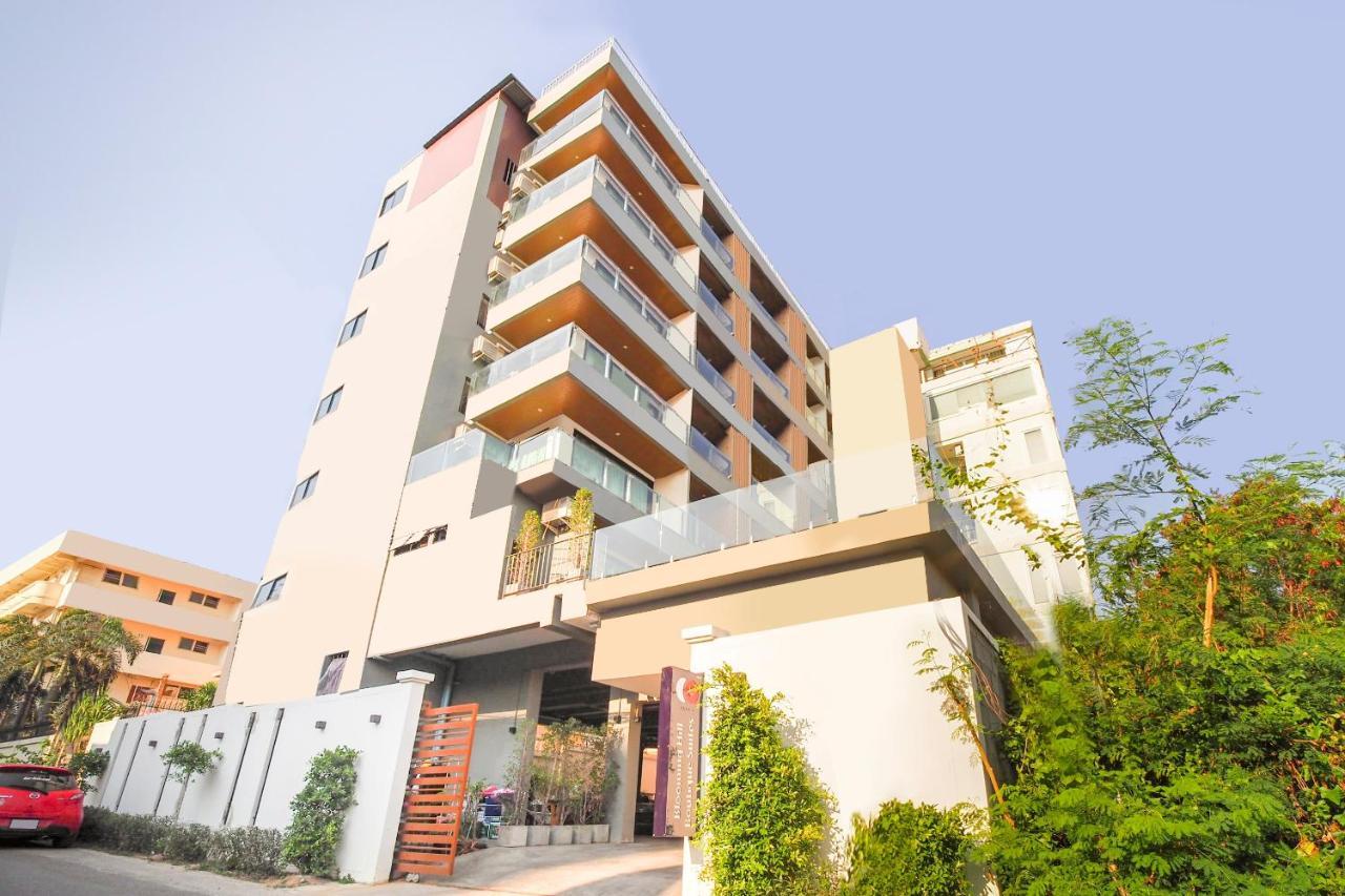 Blooming Hill Boutique Suites Pattaya Exterior foto